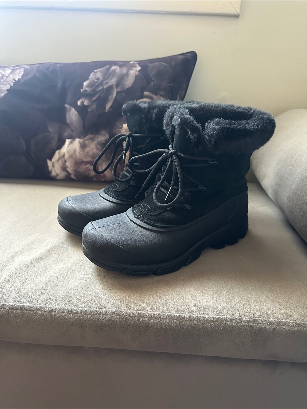 Sorel Women's Black Faux-Fur Winter Lace-Up Snow Boots